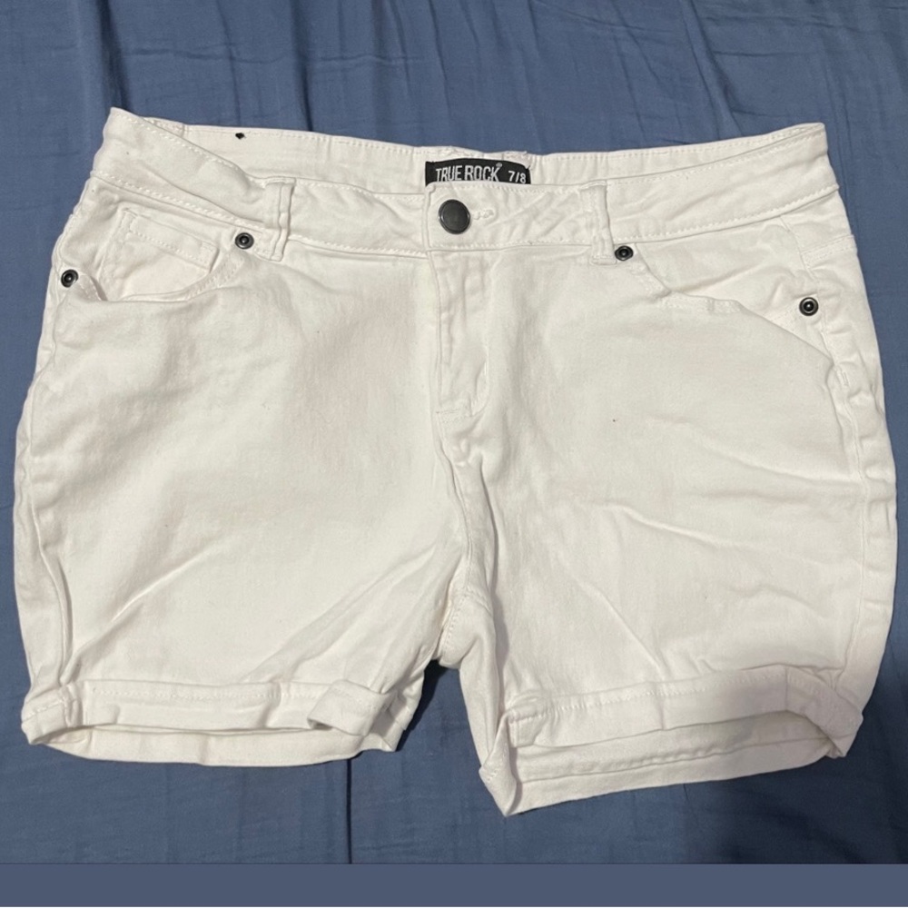 Juniors Shorts - Size 7/8
